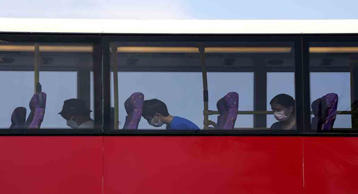 5-hour bus tour is snooze for Hong Kong residents