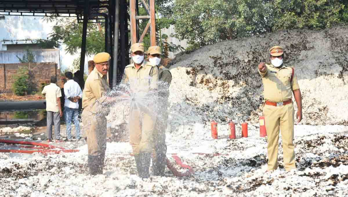 Fire accident takes place in cotton ginning mill in Jammikunta