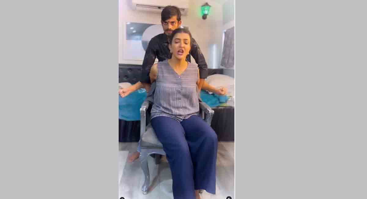 Manchu Lakshmi’s hilarious attempt of a spoof from Balayya’s ‘Akhanda’