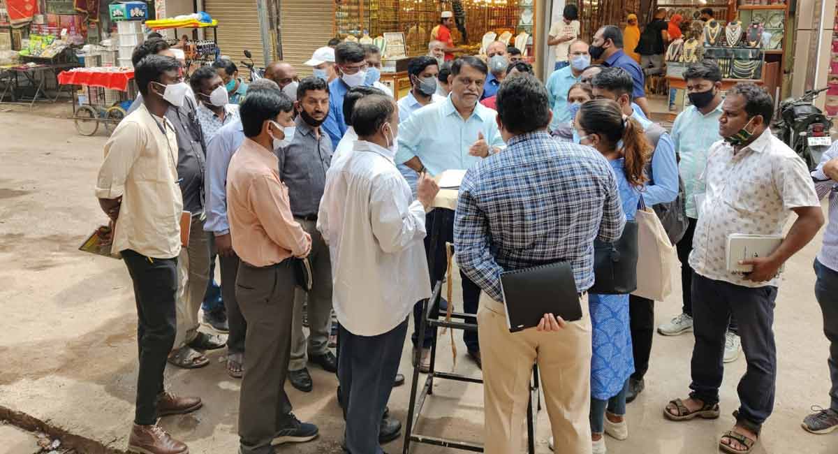 Arvind Kumar inspects Mir Alam Tank beautification work