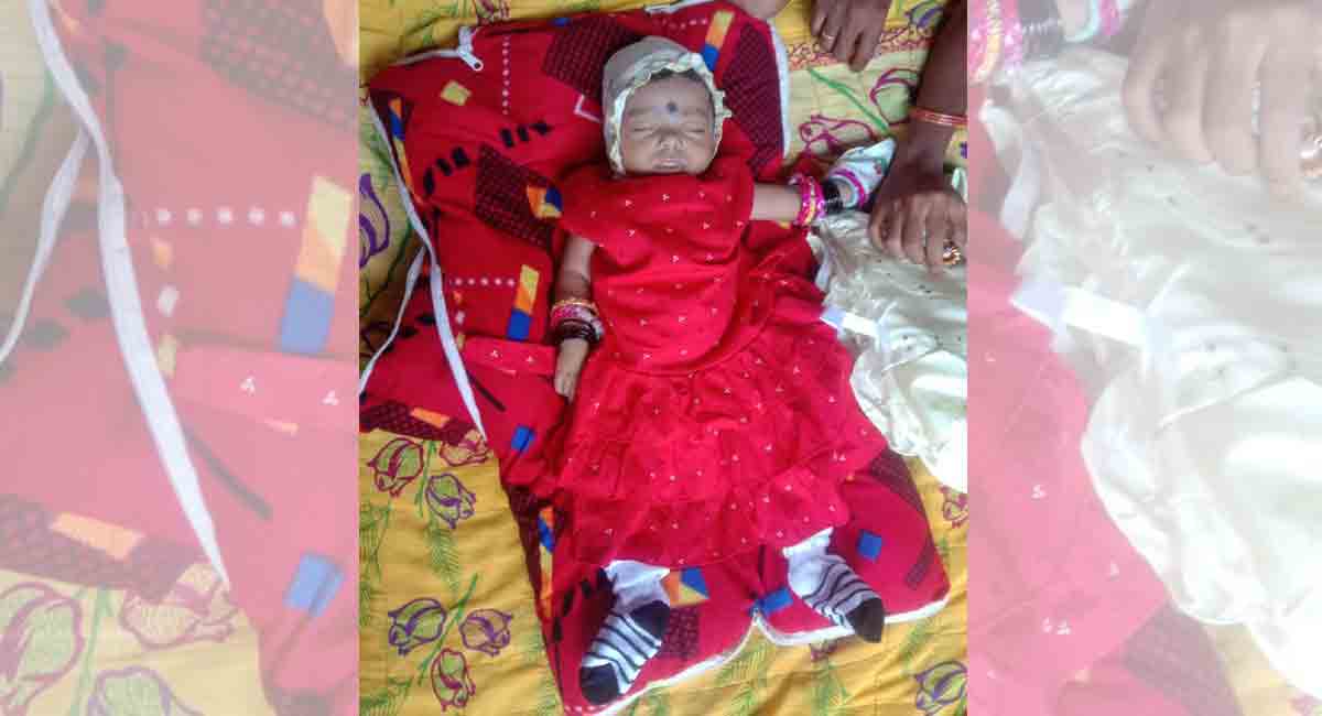 Mahabubabad: Baby dies after being bitten by snake