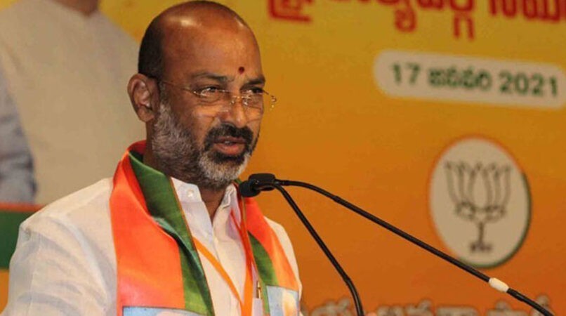 Do not make paddy purchase an issue: Bandi Sanjay to TRS