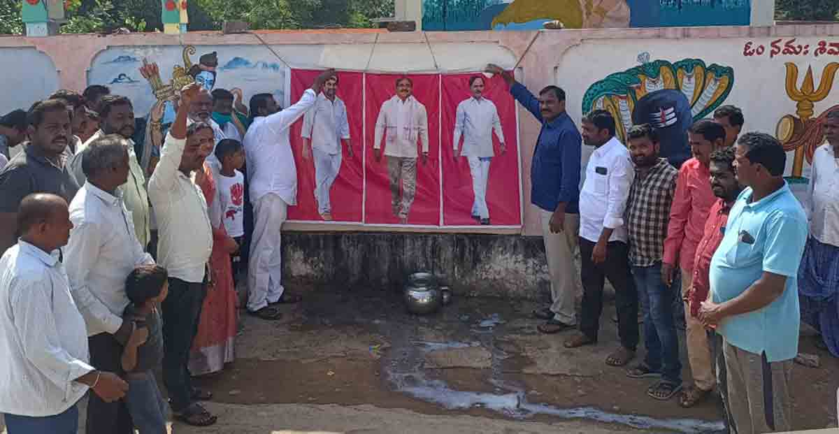 Bokkalagutta villagers elated over sanction of road to historic Gandhari fort