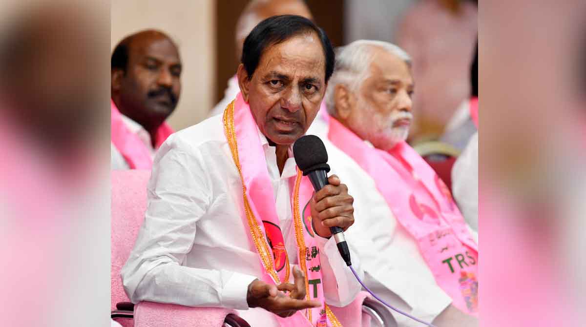 Clarify stand or apologise, CM KCR to Bandi