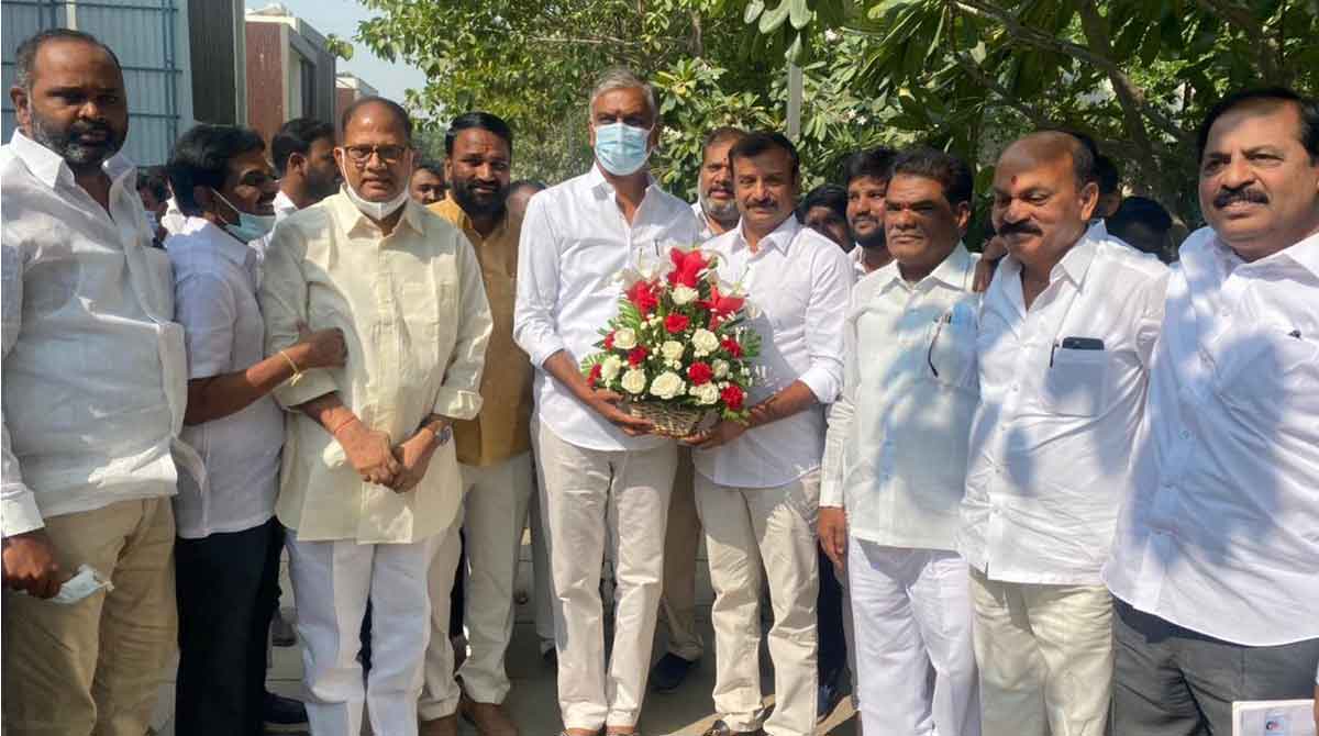 TRS leaders greet Harish on getting Health portfolio