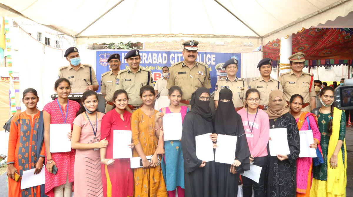 Hyderabad cops organise job mela in old city