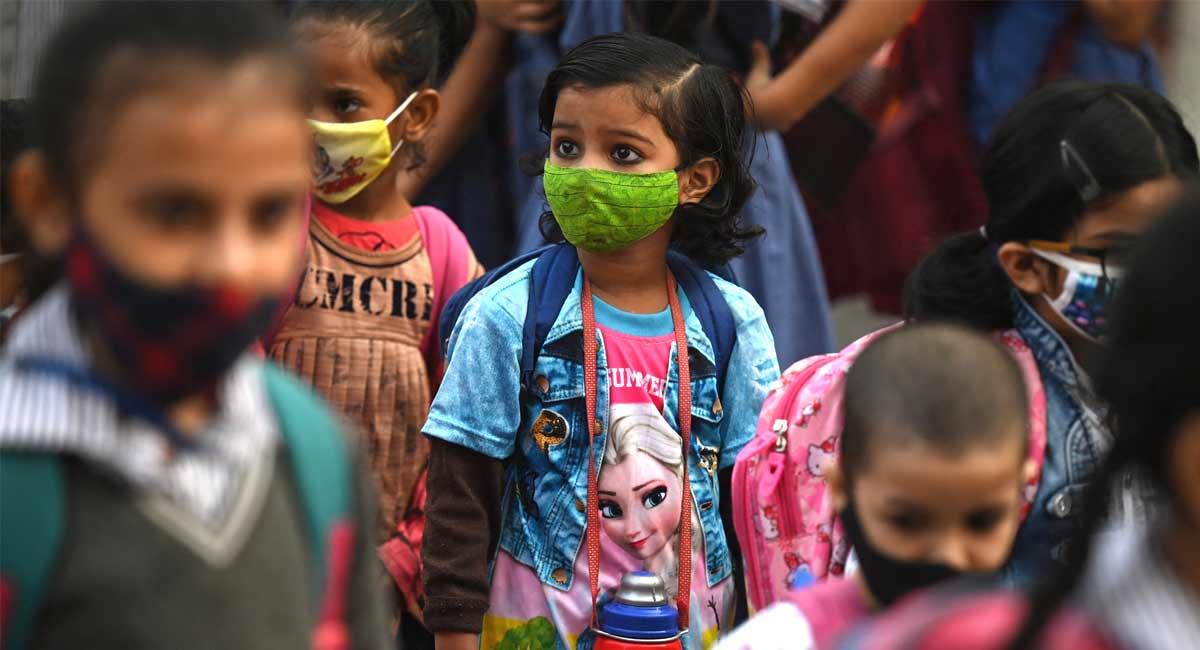 India adds 10,929 COVID-19 cases, 392 deaths