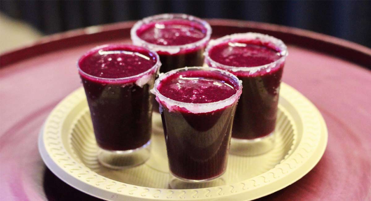 Jamun Shots at Sindhi Colony make Hyderabadis groove