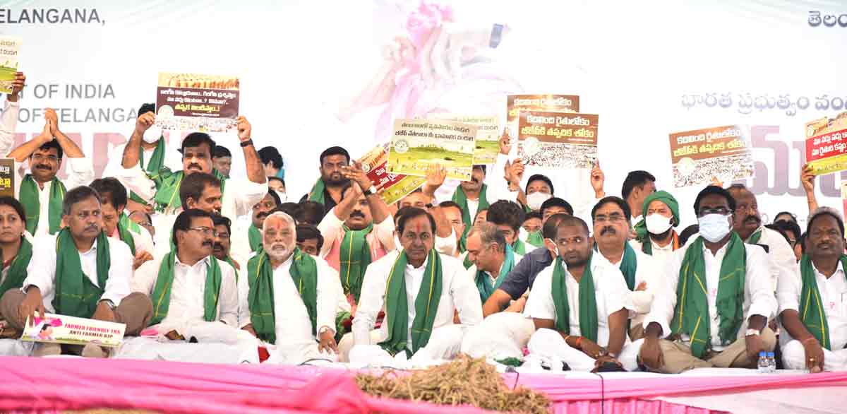TRS launches Maha Dharna to secure farmers’ future