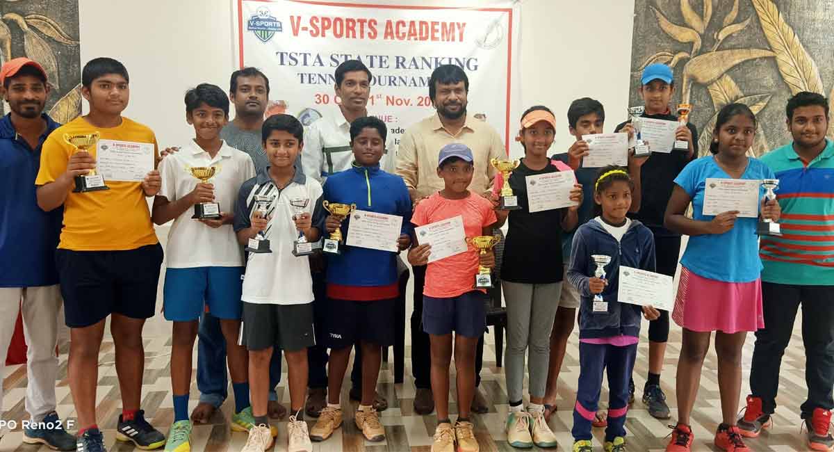 Karthika bags girls under-12 Tennis title