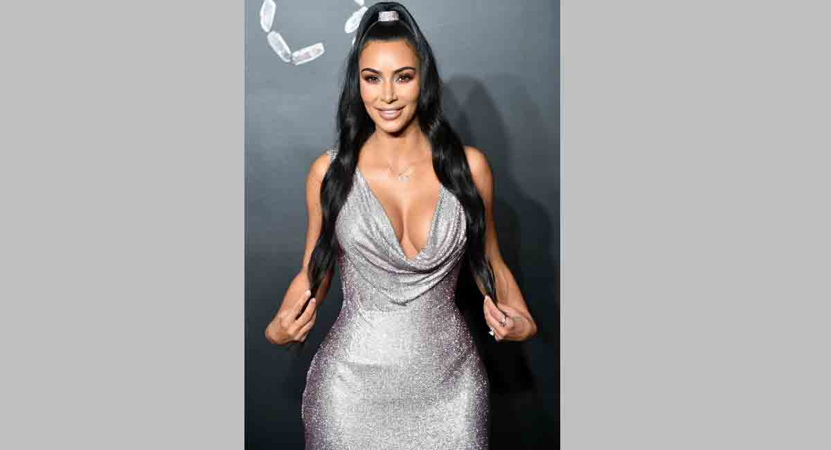 Kim Kardashian, Pete Davidson officially dating