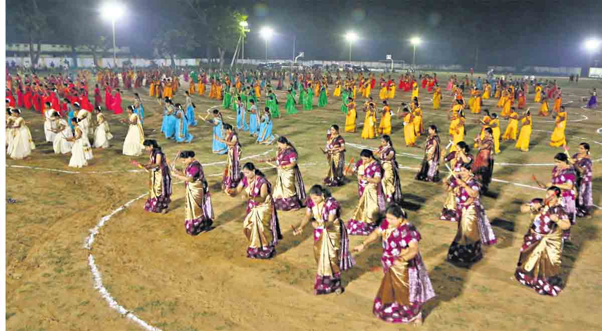 Mancherial: Kolatam artistes dance their way to record