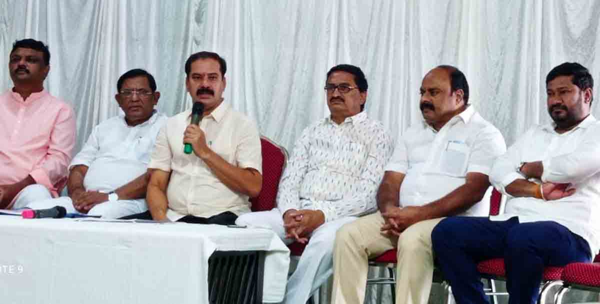 Stop lying, set up coach factory: TRS to BJP