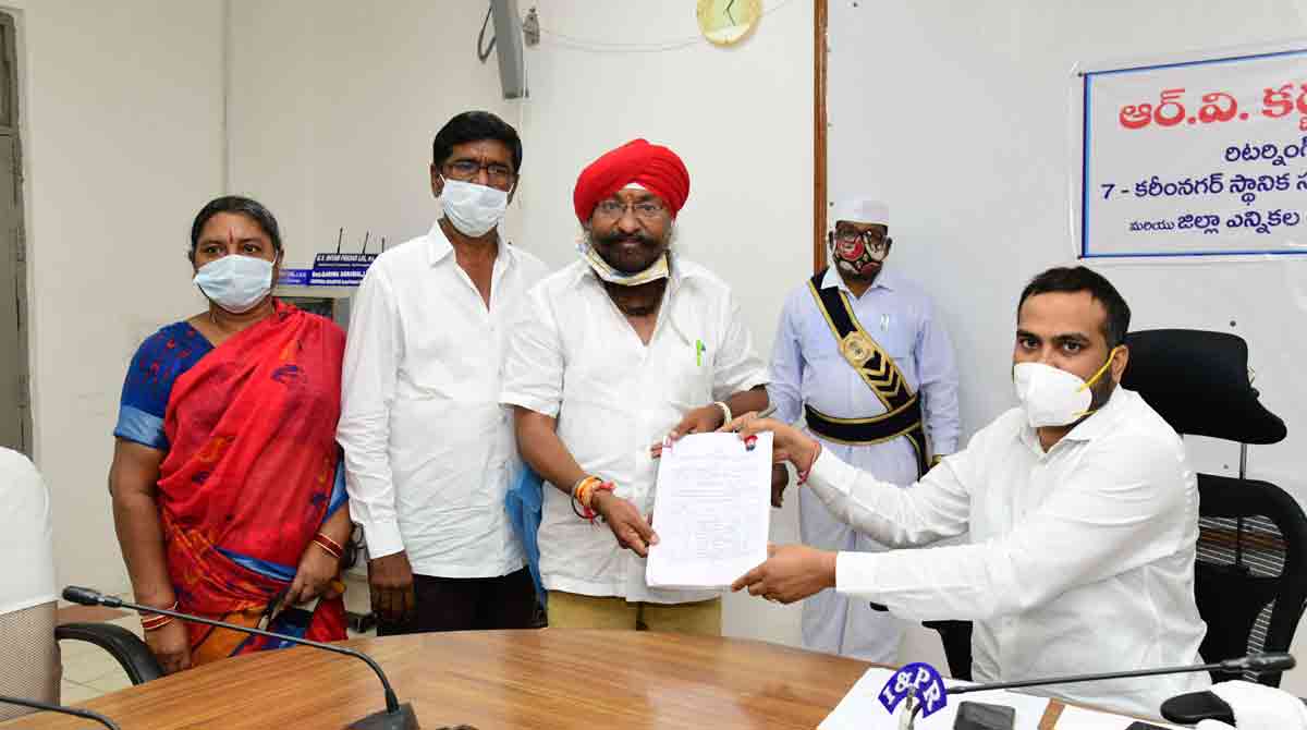 Karimnagar: Ex-Mayor files nomination for MLC seat as independent candidate