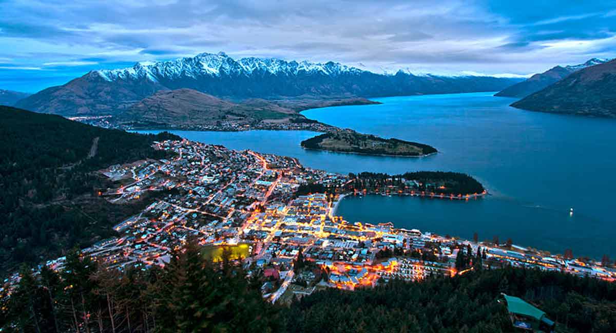 New Zealand to gradually open border from Jan 2022