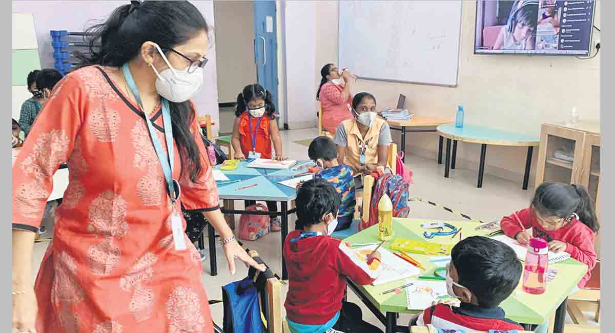 Oakridge Int’l School: Evolution of hybrid learning through technology