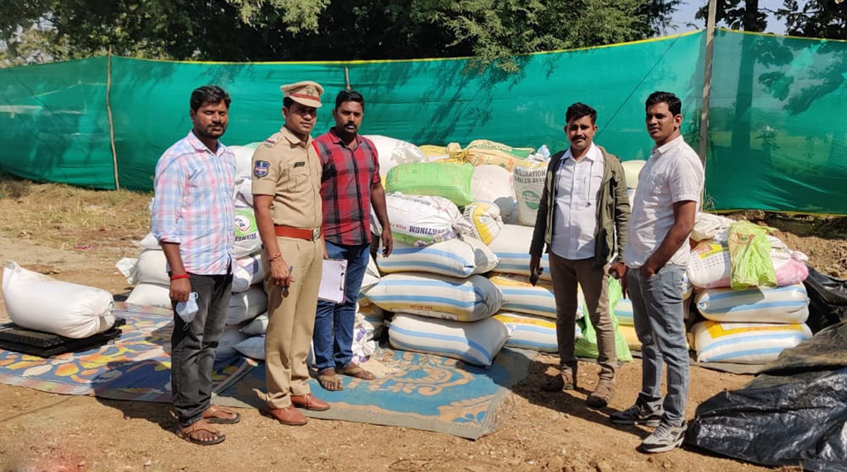 250 quintals PDS rice seized, 1 held in Warangal