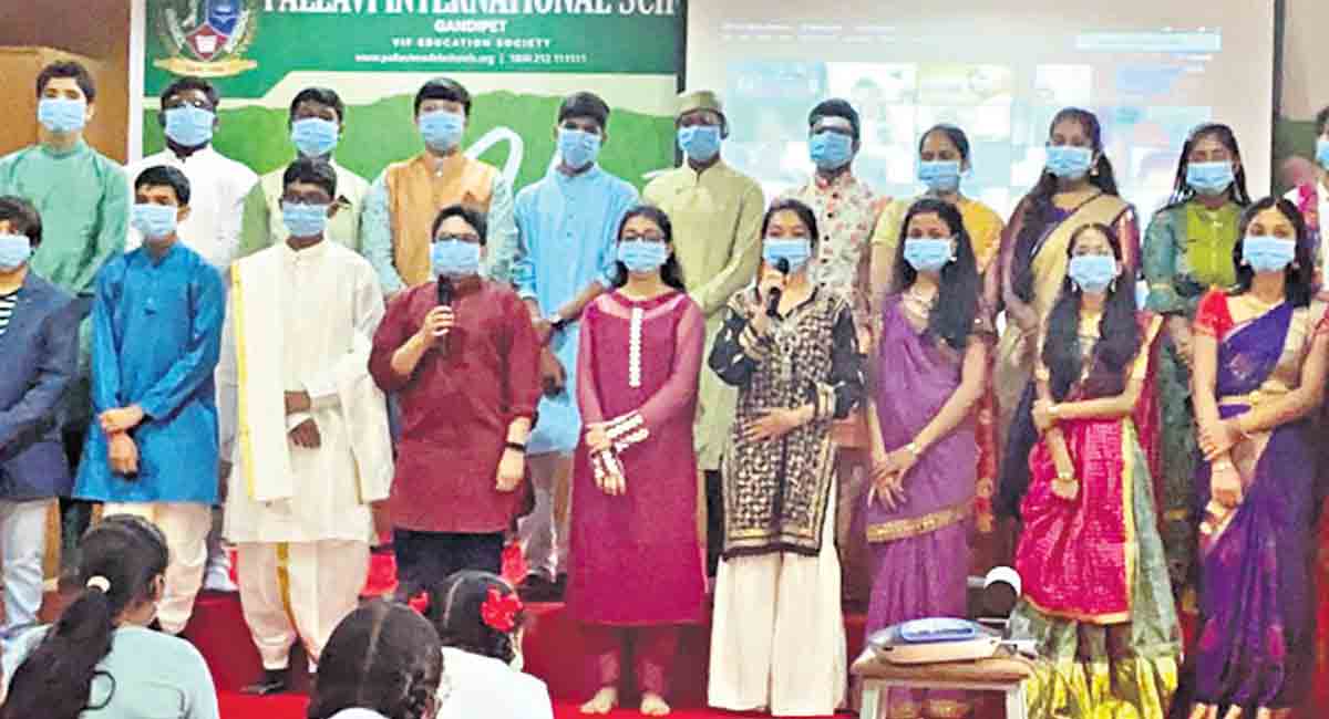 Pallavi International School: Cultural, literary events portray India’s unity