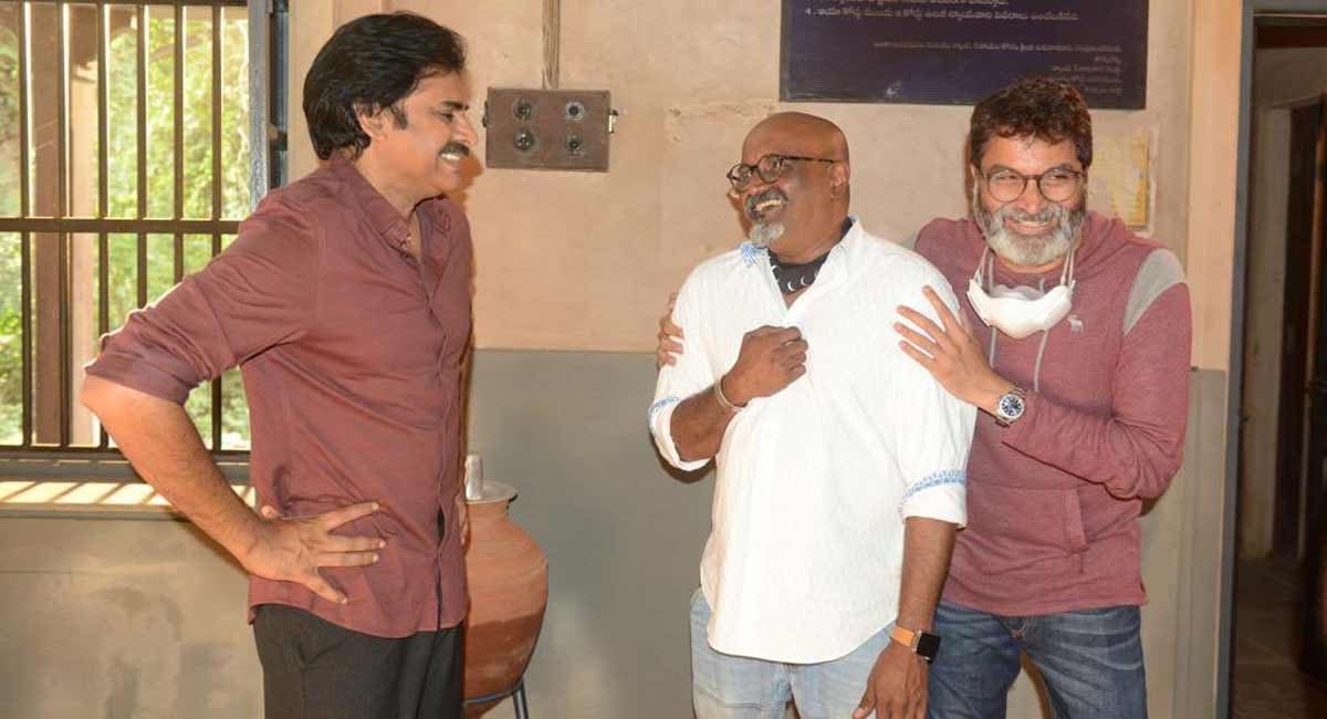 Pawan Kalyan lauds Ravi K. Chandran for his work in ‘Bheemla Nayak’