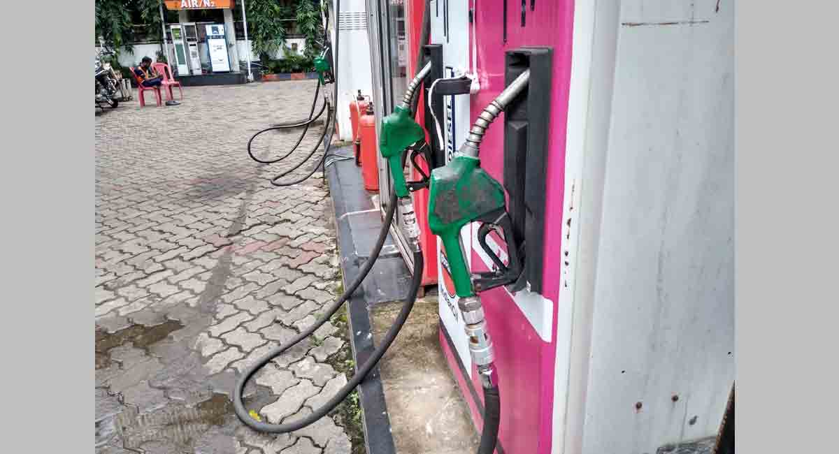 Petrol, diesel prices remain unchanged for 5th straight day