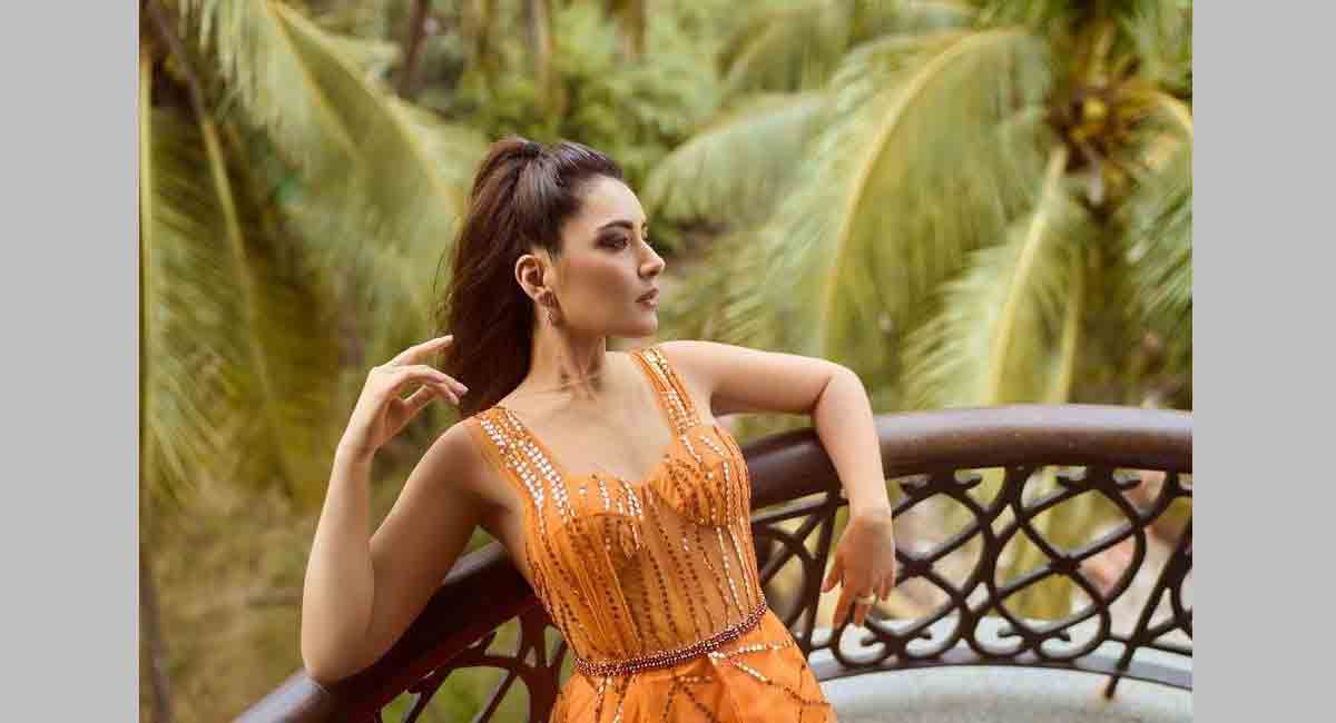 How Raashii Khanna became a head-turner at IFFI in Goa