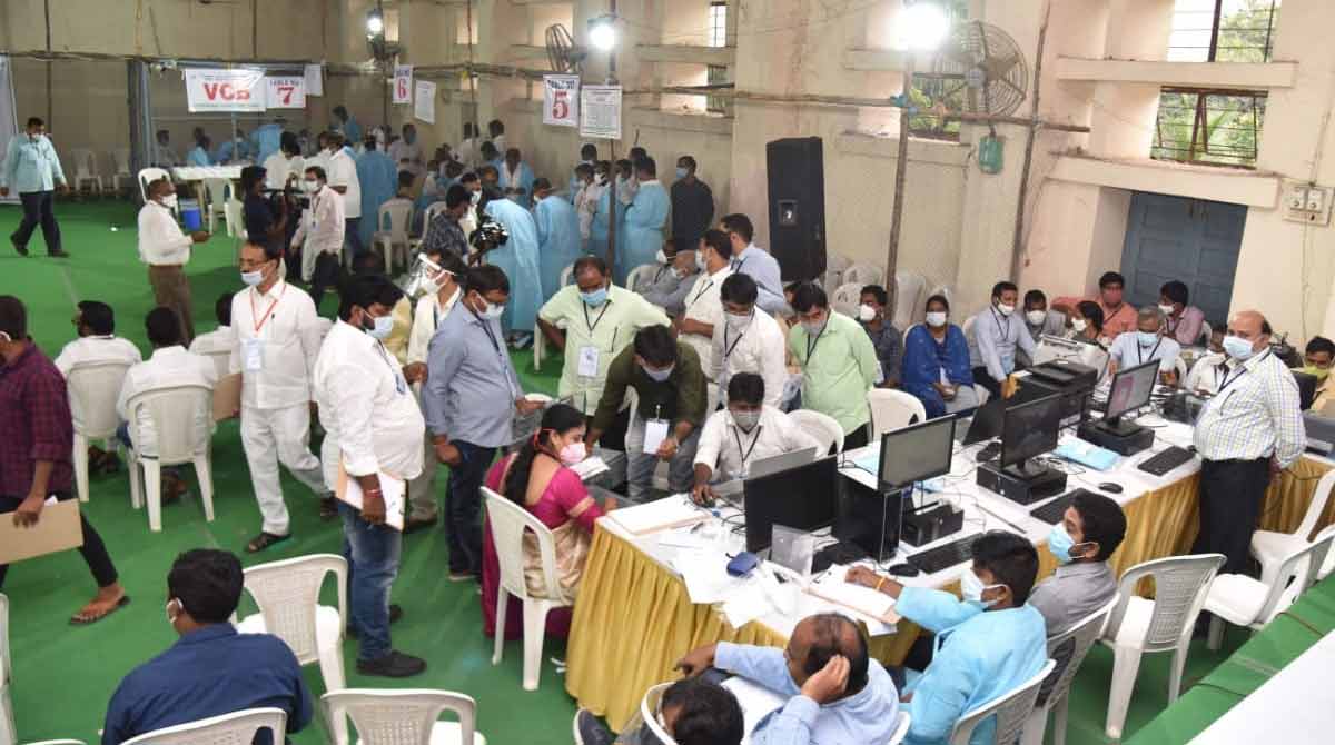 TRS takes lead in postal ballots for Huzurabad bypolls