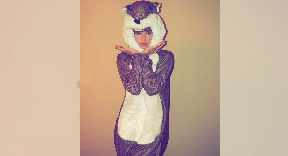 Taylor Swift turns squirrel for Halloween 2021