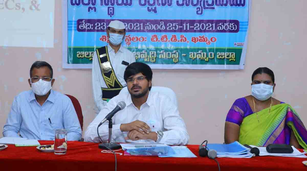 Expand NREGS works, Khammam Collector tells officials