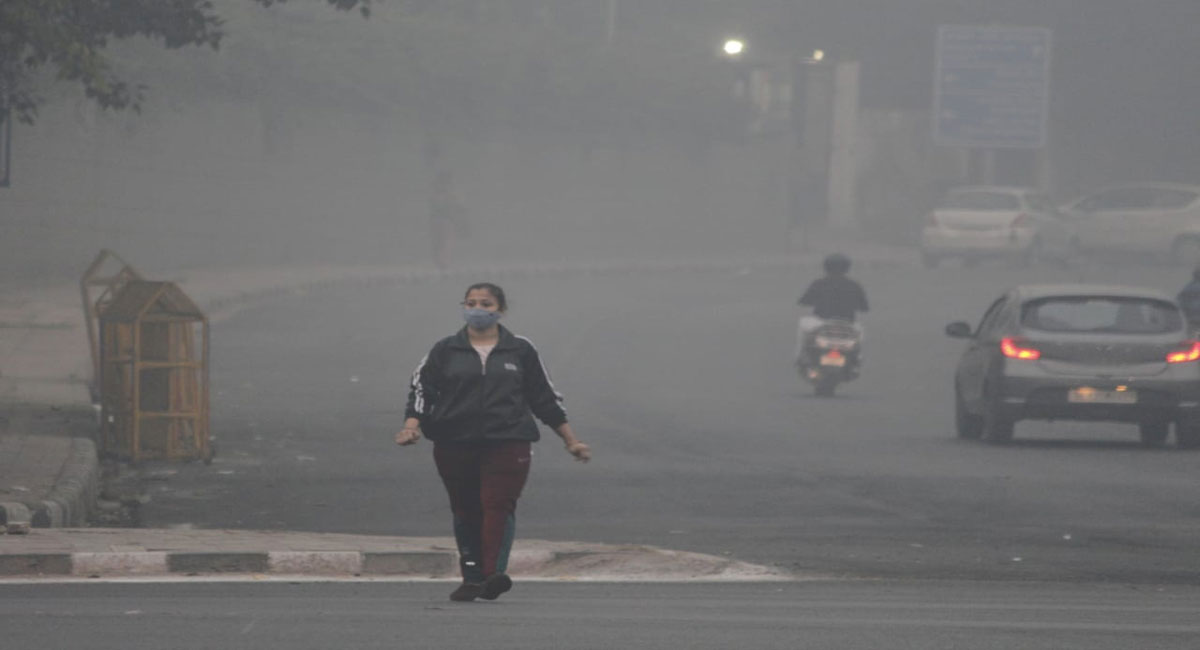 Delhi Air Quality remains in ‘very poor’ category, AQI at 379