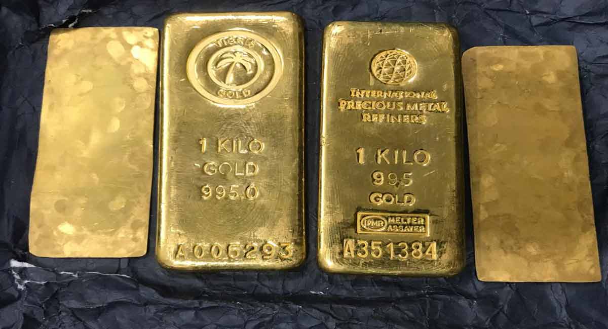 DRI seizes 2.2 kgs of gold worth Rs 1.9 crore at RGIA Hyderabad