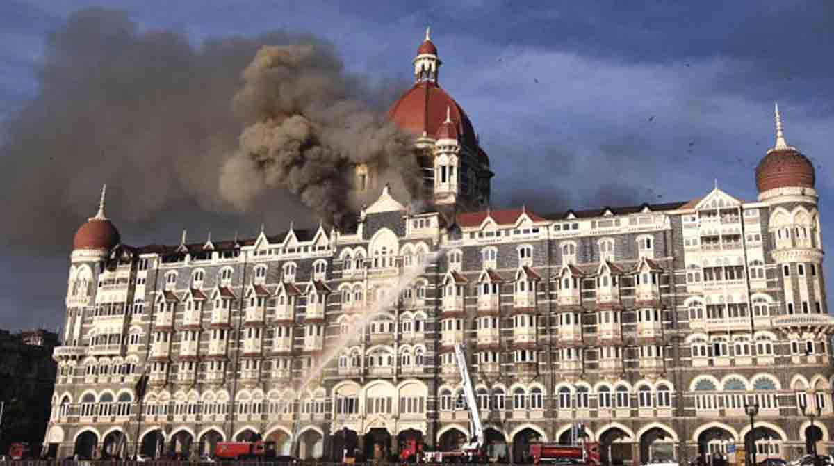 26/11 Mumbai attacks: Leaders pay tribute to victims, security personnel