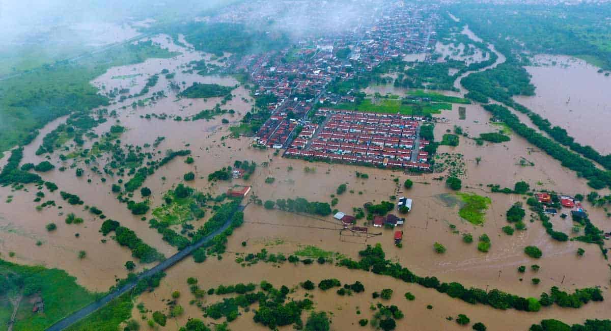 18 people dead in Brazil flooding, thousands displaced 