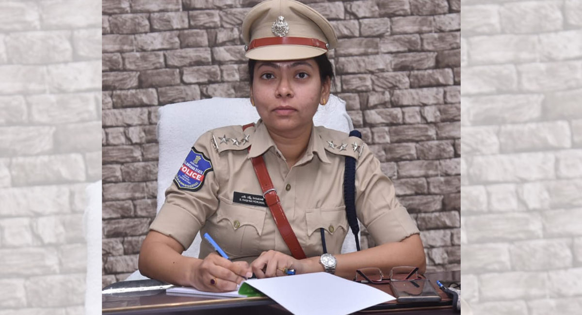 Sadhana Rashmi assumes charge as ACP of Mancherial