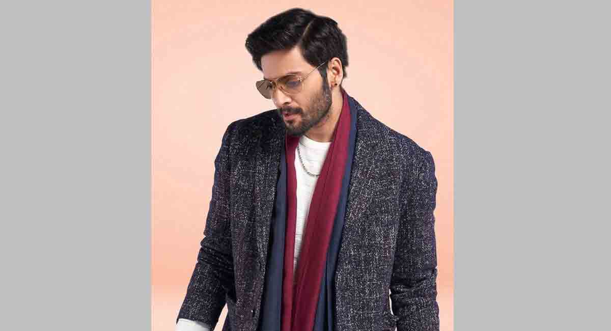 Ali Fazal shares first image from his Hollywood flick ‘Death On The Nile’  