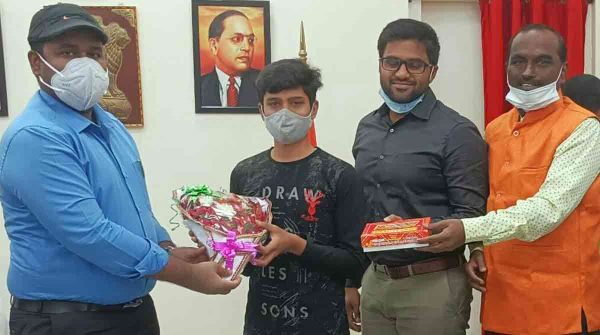 Asifabad Collector felicitates Inter I year topper
