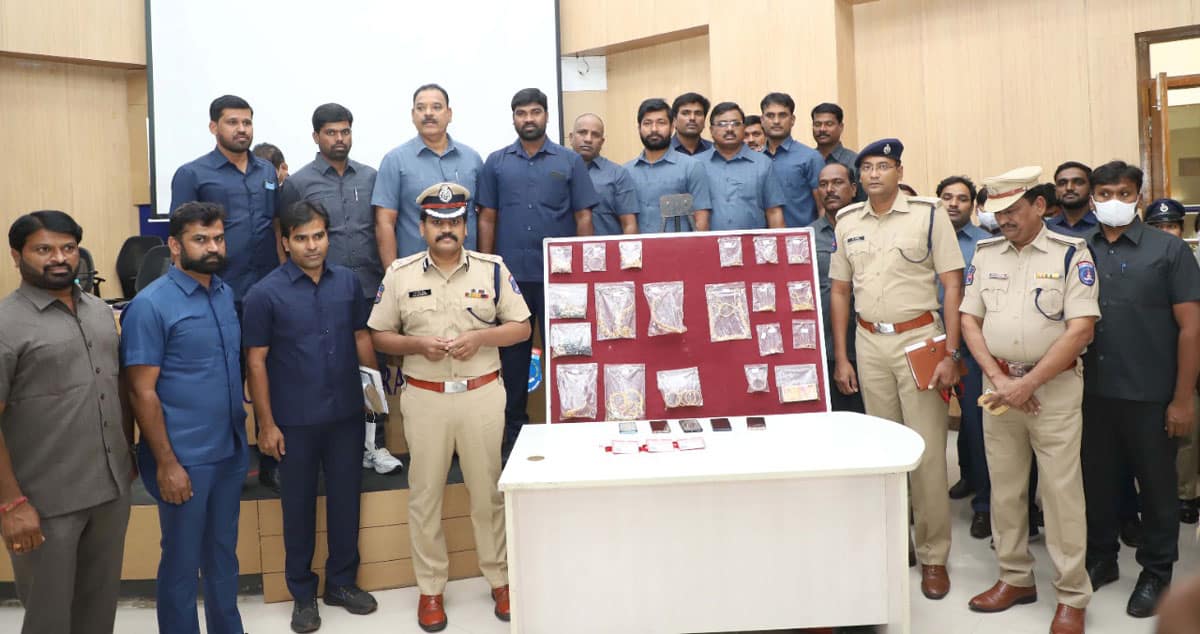 Akshay Kumar’s ‘Special 26’ inspires real life heist in Hyderabad