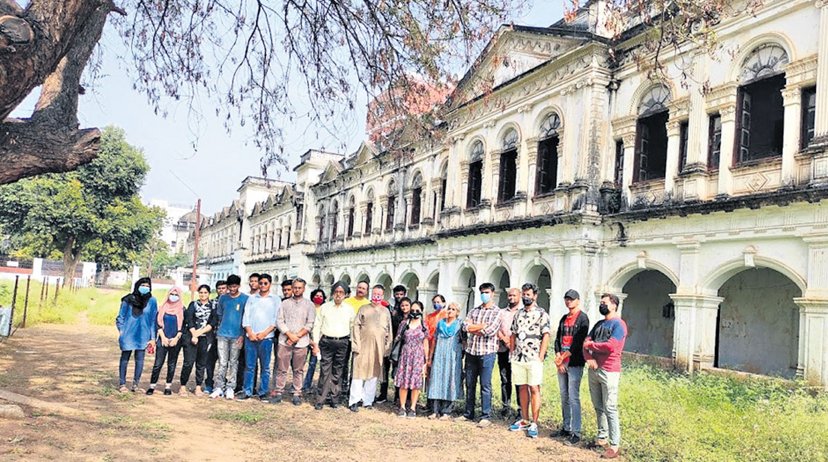 ‘Deccan Archive’ gives a glimpse of unknown facts related to Hyderabad