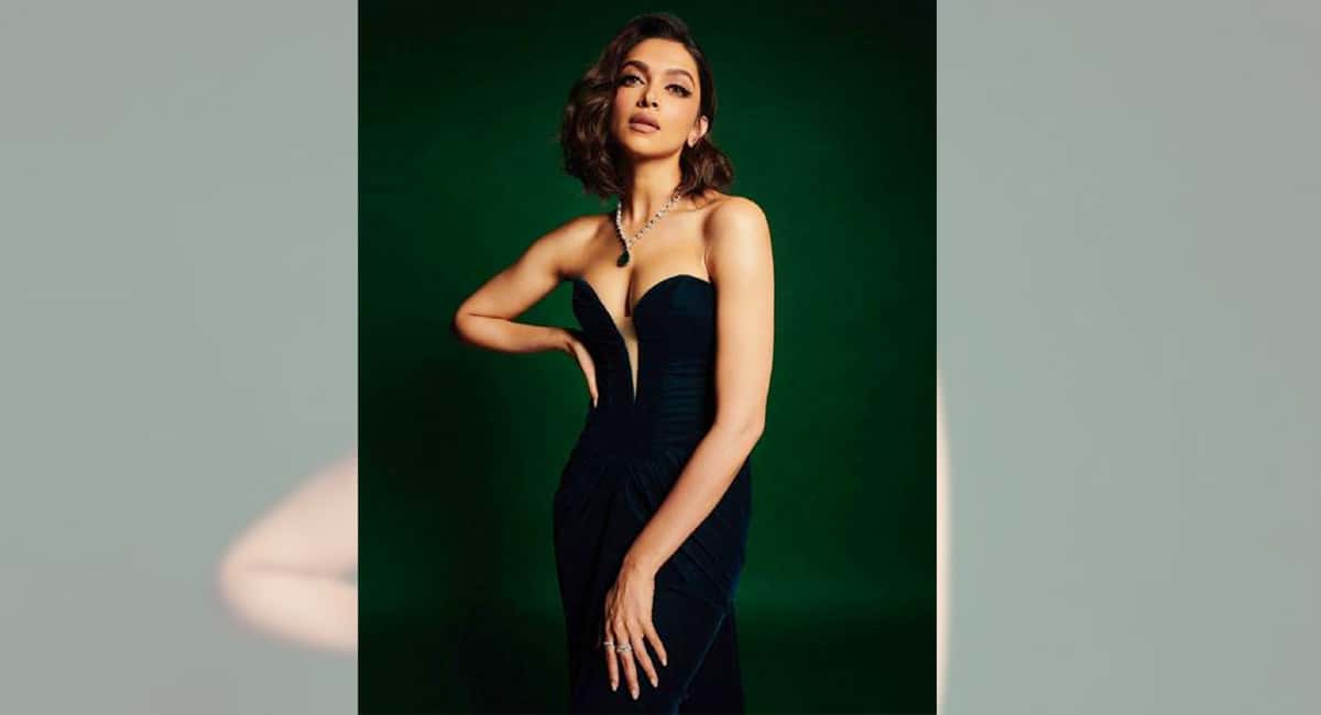 Deepika Padukone stuns fans in her red carpet avatar for ’83’ premiere