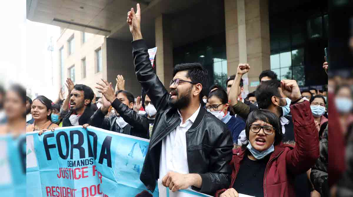 No lathi-charge used, have highest regard for doctors: Delhi ACP