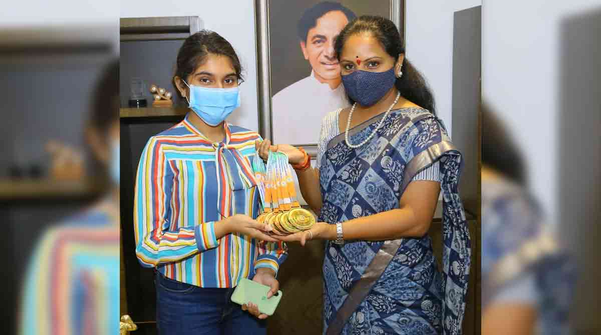 MLC Kavitha lauds shooter Esha Singh