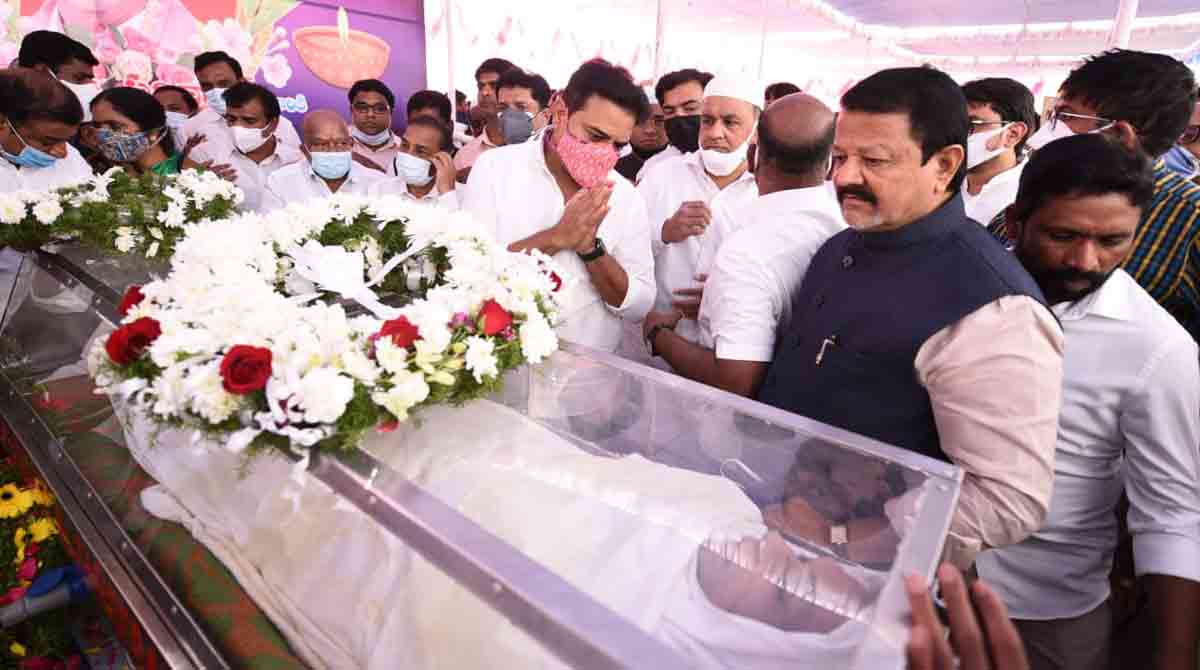 Former Minister Fareeduddin laid to rest with State honours