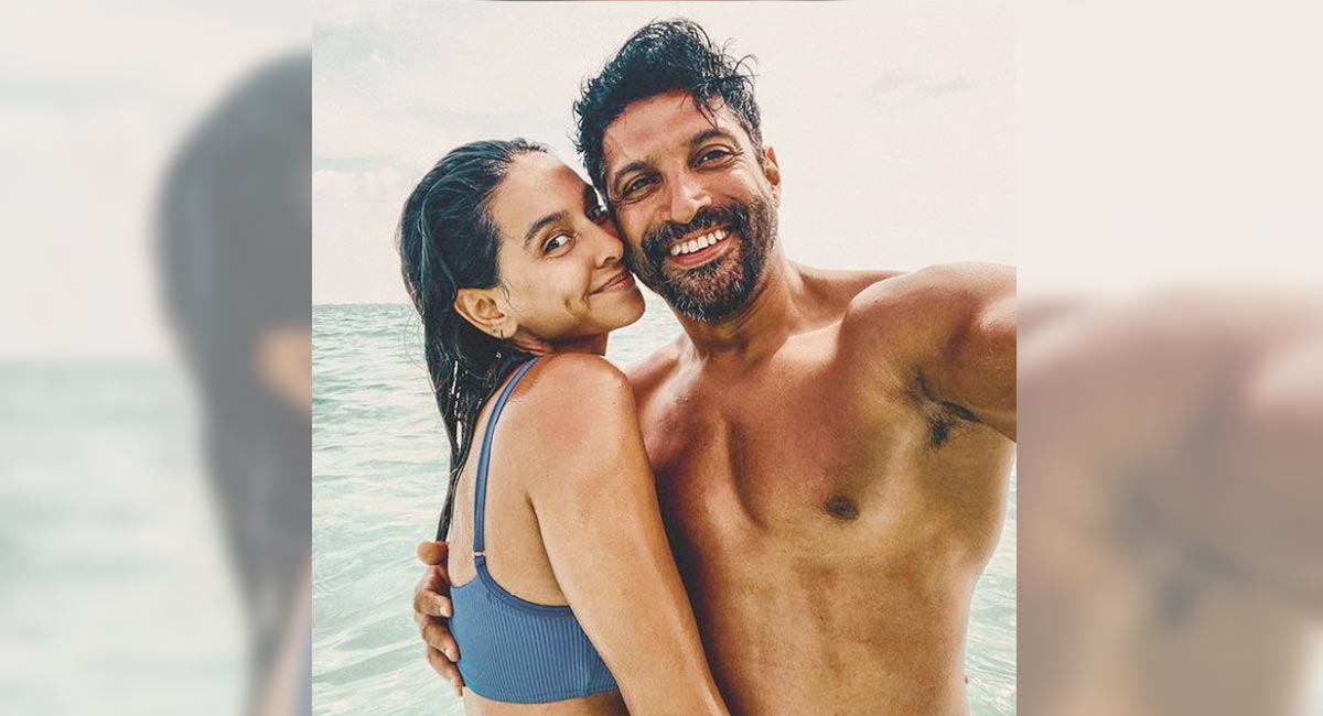 Farhan Akhtar, Shibani Dandekar make an adorable ‘December duo’