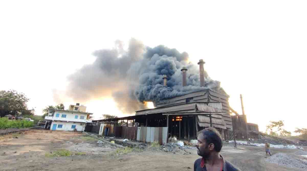 Fire accident takes place in Sri Raghavendra Ferro Alloys in Nalgonda