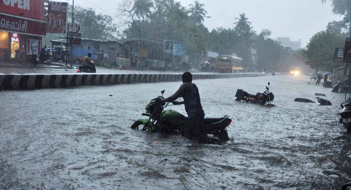 Heavy rains lash Chennai, three dead