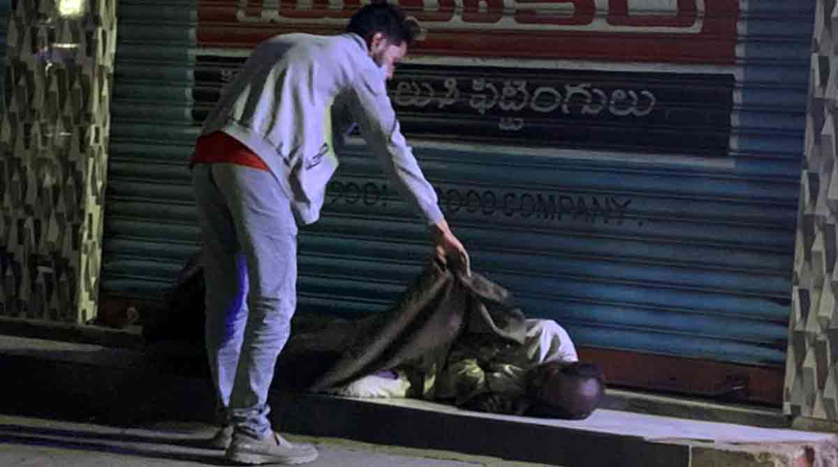 Hyderabad: ‘Helping Humans’ spread the warmth