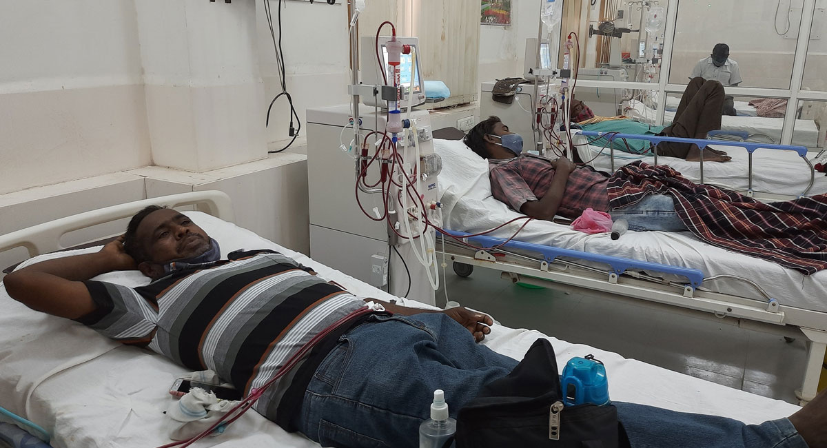 Karimnagar dialysis patients urge govt to extend pension
