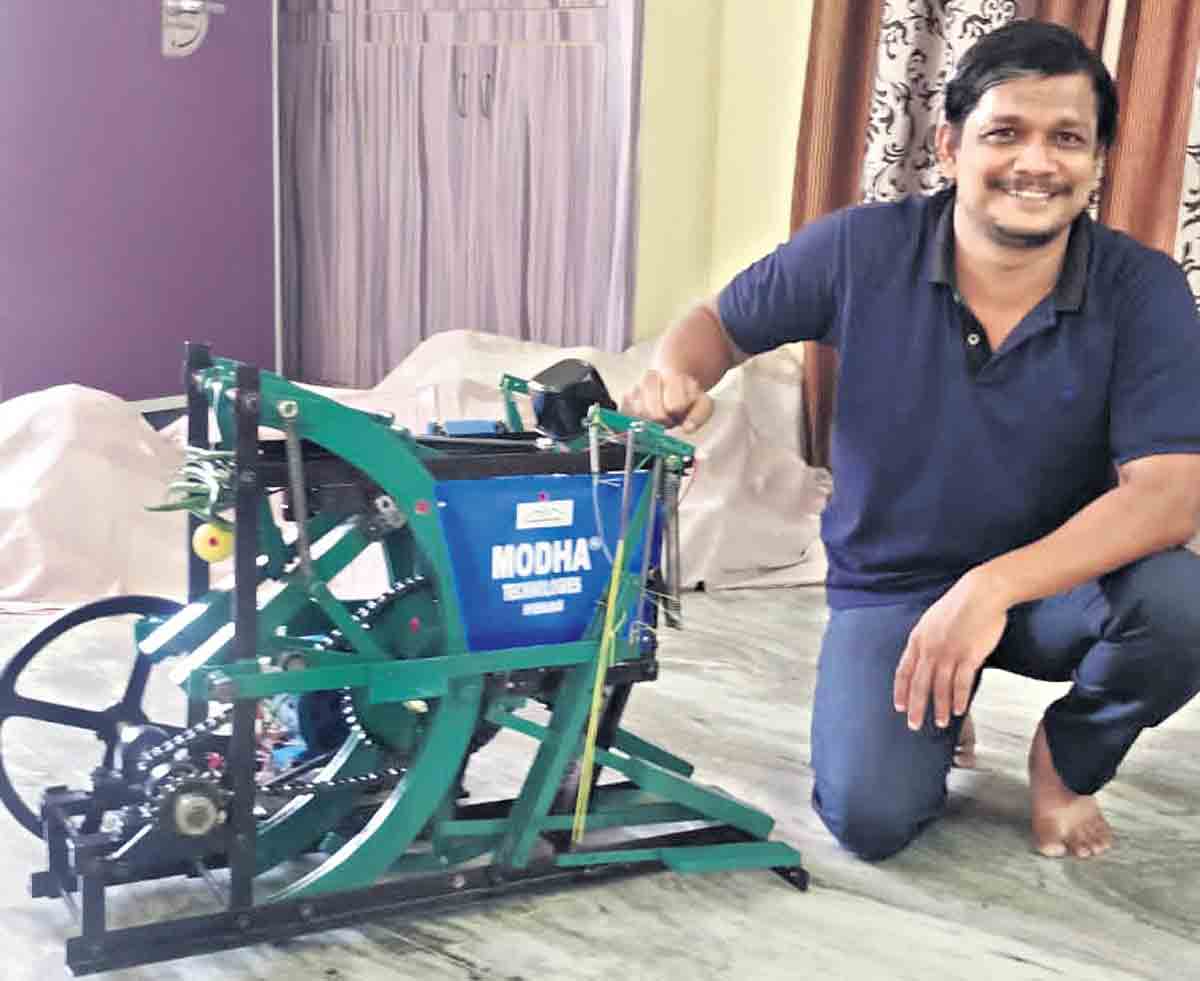 New tech to give spin of life to weavers