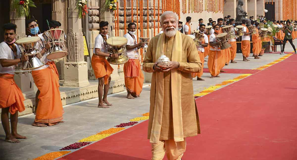 PM Modi inaugurates first phase of Kashi Vishwanath Dham