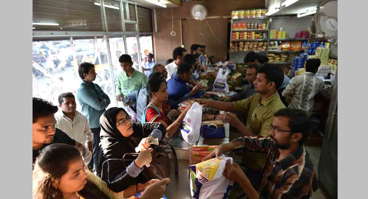 Get plum cake for Christmas party from these 5 iconic bakeries in Hyderabad