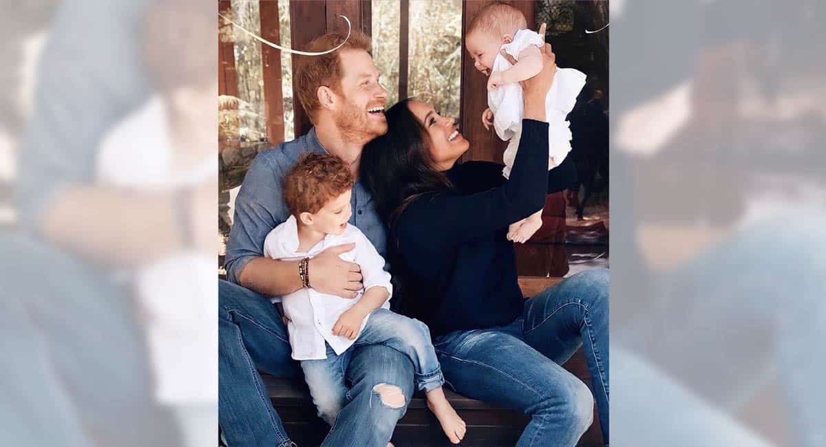 Prince Harry, Meghan reveal first picture newborn daughter Lilibet